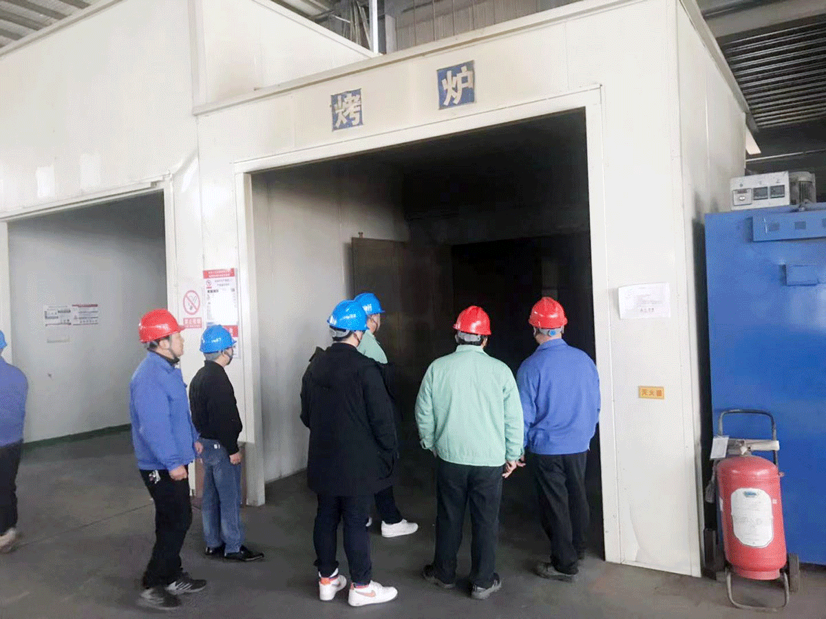公司檢查(1).gif